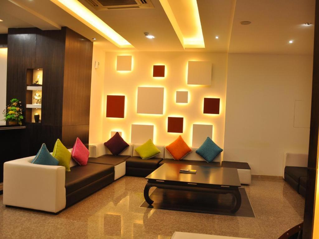 Johny International Hotel Muscat Exterior photo